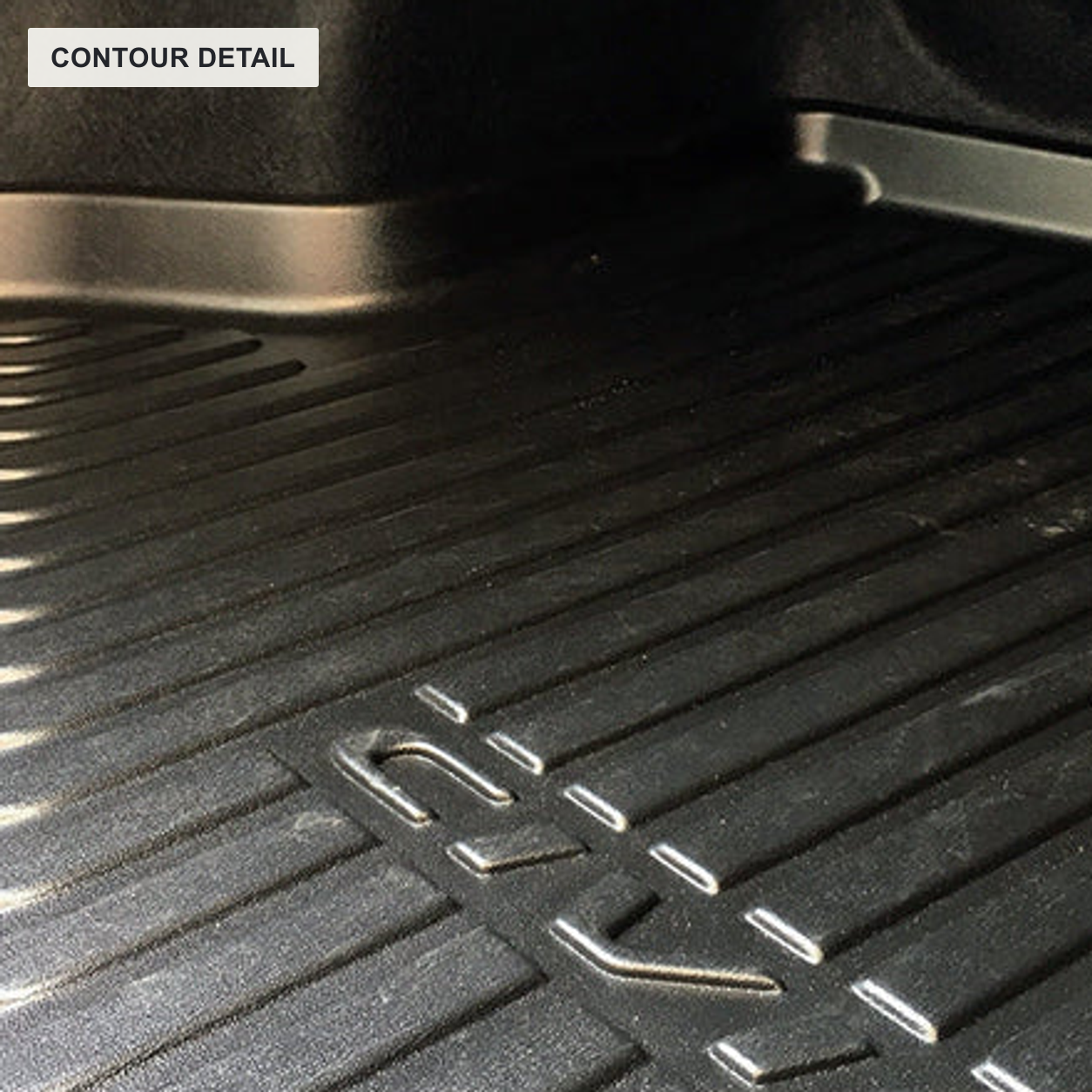 Honda Civic 10th Gen FC Sedan boot tray contour detail