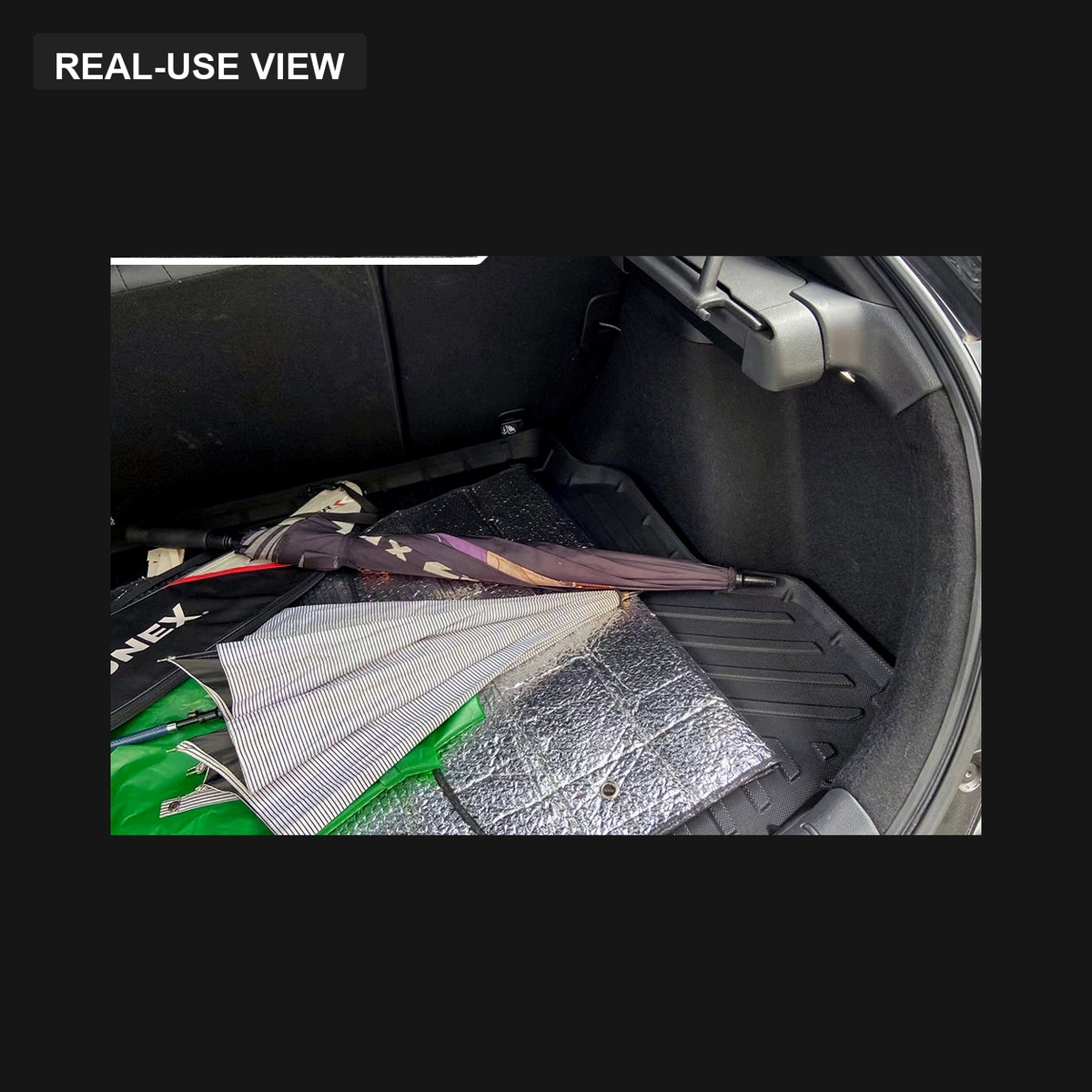 Honda Civic FK7 or FK8 boot tray real-use view