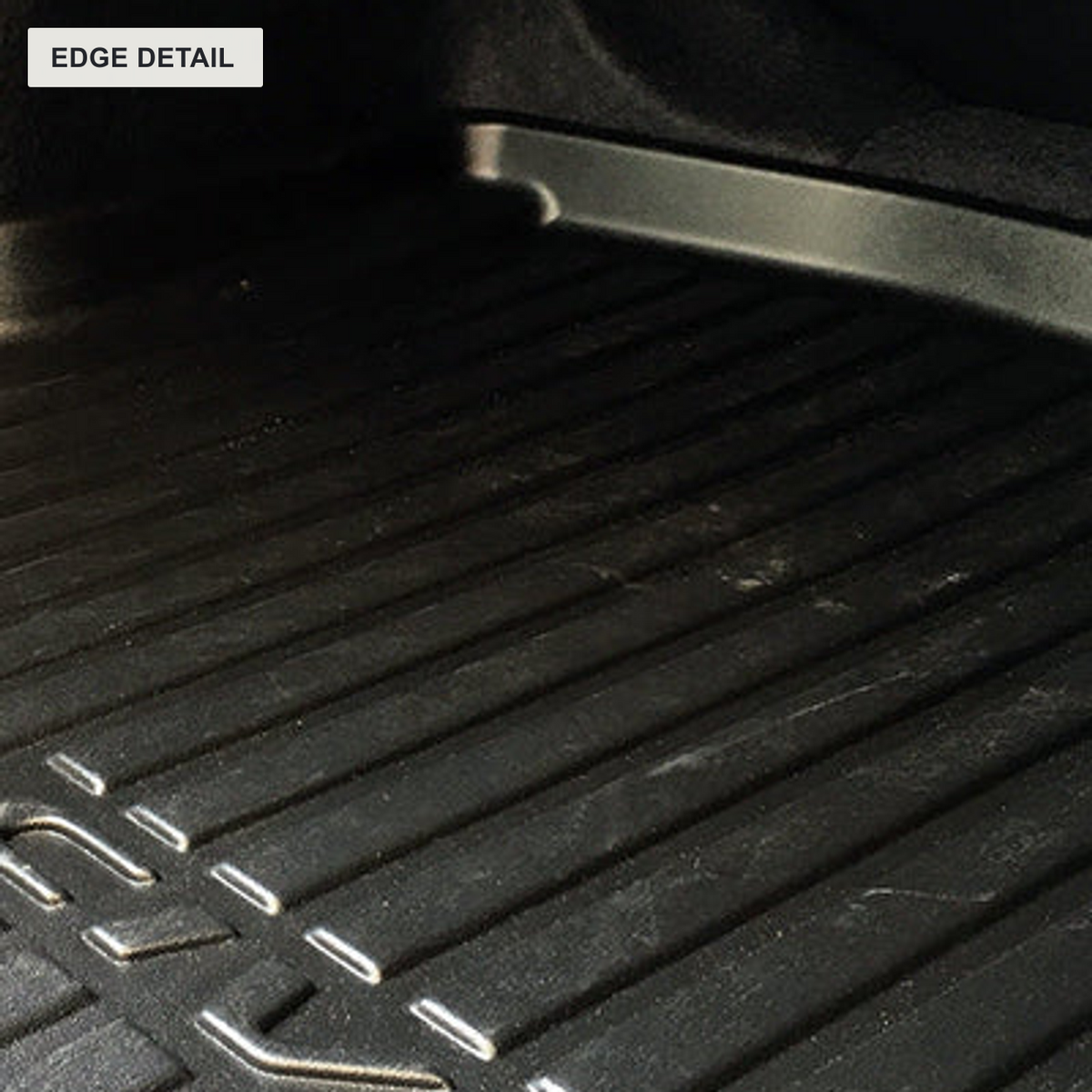 Honda Civic 10th Gen FC Sedan boot tray edge detail